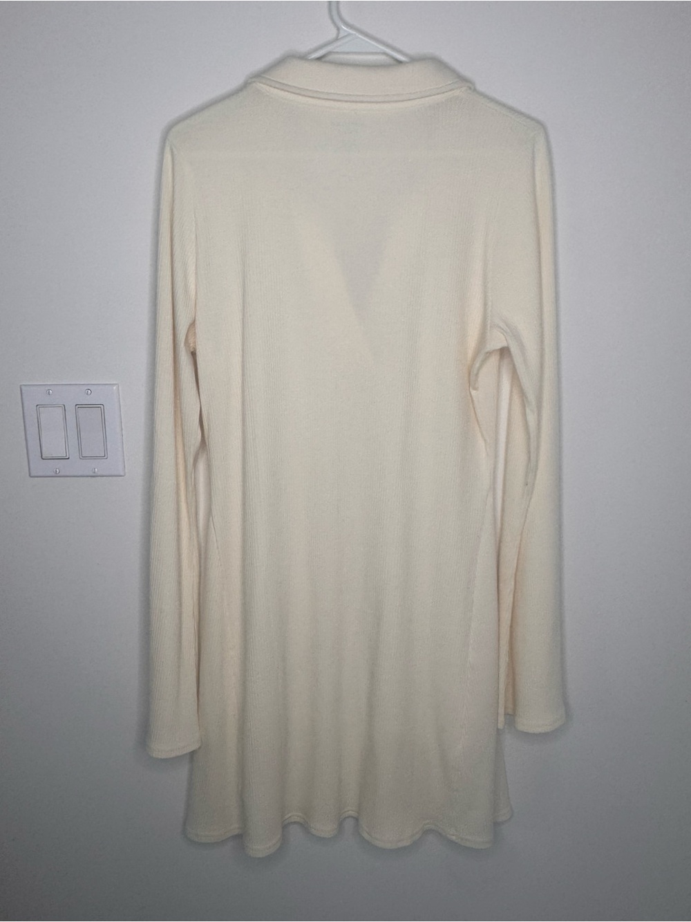 NWT American Eagle Outfitters Ribbed Collared Long Sleeve Top in Off-White XL - Picture 9 of 10